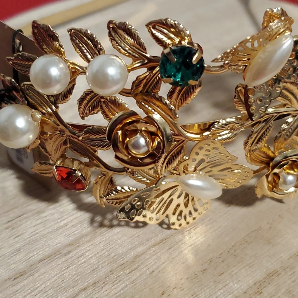Goldtone Rhinestones faux pearls roses and butterflies headband NWT wedding prom